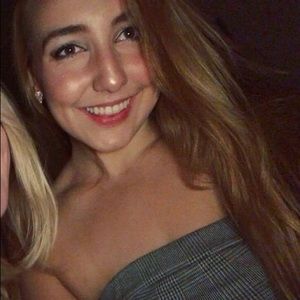 Meet your Posher, Abby